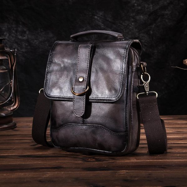 quality original leather male one shoulder messenger bag cowhide fashion cross-body bag 8" pad tote mochila satchel 143-dc
quality original leather male one shoulder messenger bag cowhide fashion cross-body bag 8" pad tote mochila satchel 143-dc