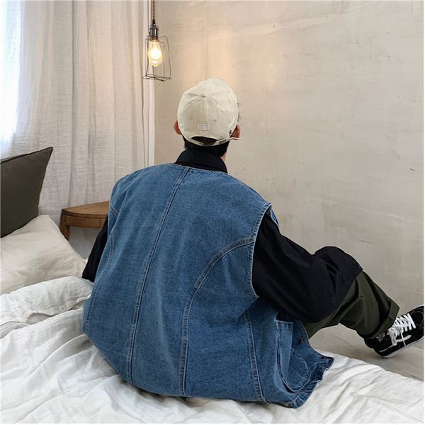 spring new denim sleeveless jacket men fashion wash retro casual loose vest man streetwear hip hop wild gilet male clothes, Black;white
spring new denim sleeveless jacket men fashion wash retro casual loose vest man streetwear hip hop wild gilet male clothes, Black;white