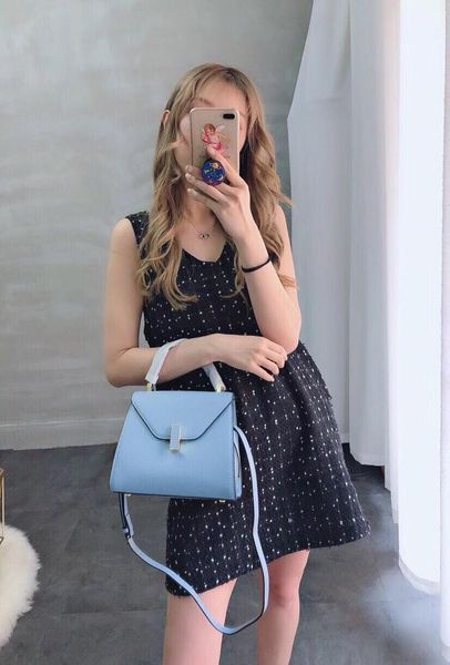 2019 new womens luxury designer bag handbags purses crossbody tote bag v brand woman wallets ladies shoulder bag mini genuine leather bags
2019 new womens luxury designer bag handbags purses crossbody tote bag v brand woman wallets ladies shoulder bag mini genuine leather bags