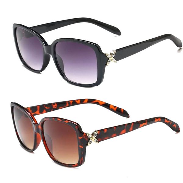 new diamond sunglasses women's uv400 sunglasses with diamonds, White;black
new diamond sunglasses women's uv400 sunglasses with diamonds, White;black