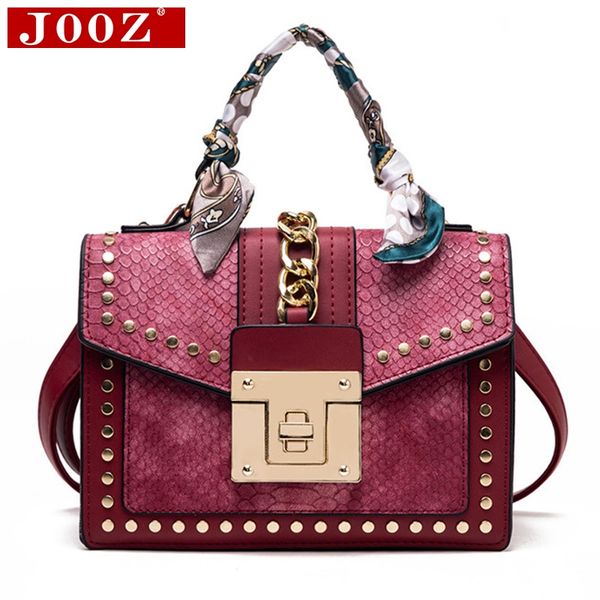 fashion women print flip handbag colorful serpentine rivet shoulder bag turnlock scarf female messenger bag
fashion women print flip handbag colorful serpentine rivet shoulder bag turnlock scarf female messenger bag