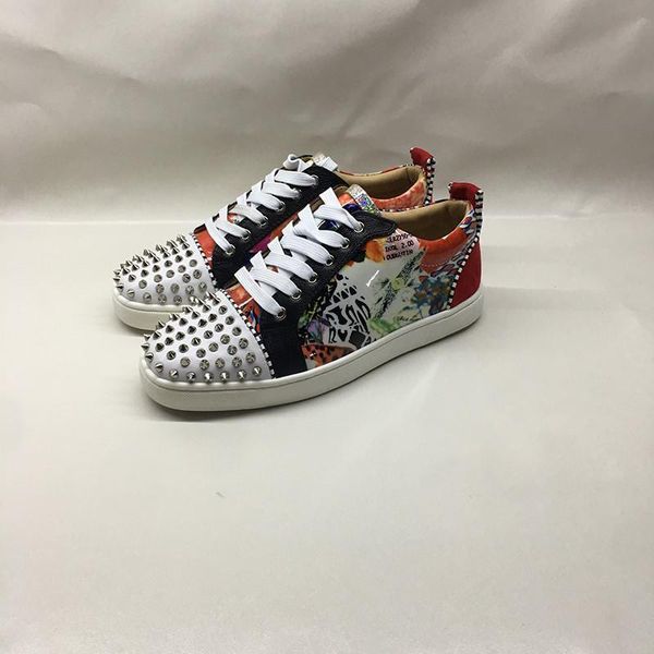 man women red bottom shoes new designer brand studded spikes flats shoes red bottom shoes for party lovers genuine leather sneaker lll
man women red bottom shoes new designer brand studded spikes flats shoes red bottom shoes for party lovers genuine leather sneaker lll