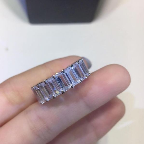 rings h and w jewelry ring 925 silver hand-studded square drill diamond ring woman gift
rings h and w jewelry ring 925 silver hand-studded square drill diamond ring woman gift