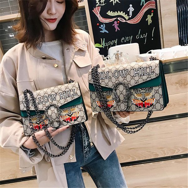 дизайнер новые женщины сумки на ремне заклепки плечевой ремень седло сумки дизайнер сумки messenger crossbody сумка высокое качество
дизайнер новые женщины сумки на ремне заклепки плечевой ремень седло сумки дизайнер сумки messenger crossbody сумка высокое качество