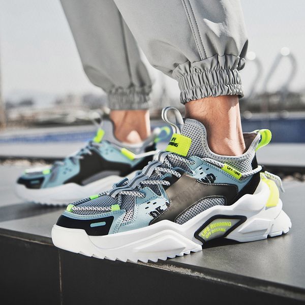 spring and summer lightweight running shoes for men explosion models dad shoes comfortable breathable microfiber light
spring and summer lightweight running shoes for men explosion models dad shoes comfortable breathable microfiber light