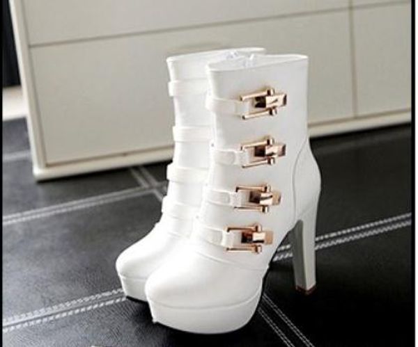 2019 women's boots in winter with new style high heel coarse heel round head waterproof table@6051, Black
2019 women's boots in winter with new style high heel coarse heel round head waterproof table@6051, Black