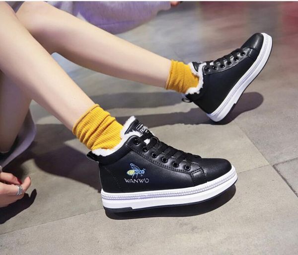 2020 very good quality cotton shoes female new women's boots velvet cotton shoes thick soled warm, Black
2020 very good quality cotton shoes female new women's boots velvet cotton shoes thick soled warm, Black