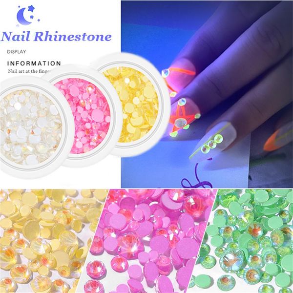 new luminous crystal mixed size ss6-ss20 nail art rhinestone decorations 3d glitter diamond jewelly glow in the dark ornaments, Silver;gold
new luminous crystal mixed size ss6-ss20 nail art rhinestone decorations 3d glitter diamond jewelly glow in the dark ornaments, Silver;gold