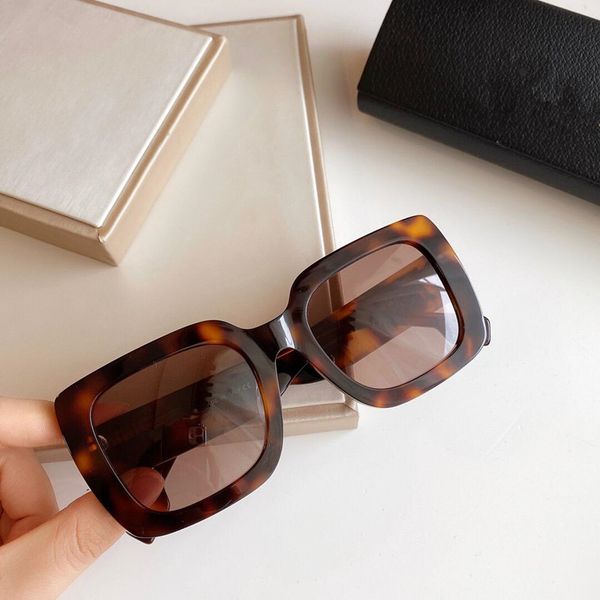 4384 fashion new designer sunglasses retro frameless sun glasses vintage punk style eyewear uv400 protection with case, White;black
4384 fashion new designer sunglasses retro frameless sun glasses vintage punk style eyewear uv400 protection with case, White;black