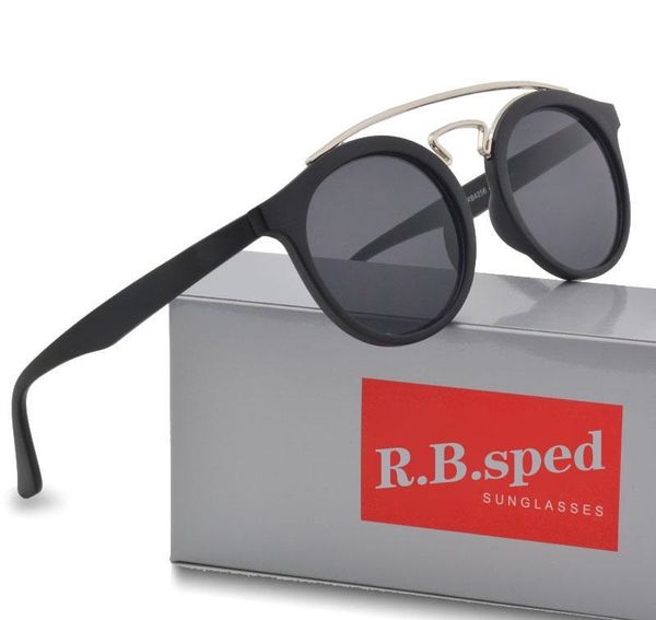 classic round sunglasses for men women sun glasses eyewear male oculos 6 colors with brwon cases, White;black
classic round sunglasses for men women sun glasses eyewear male oculos 6 colors with brwon cases, White;black