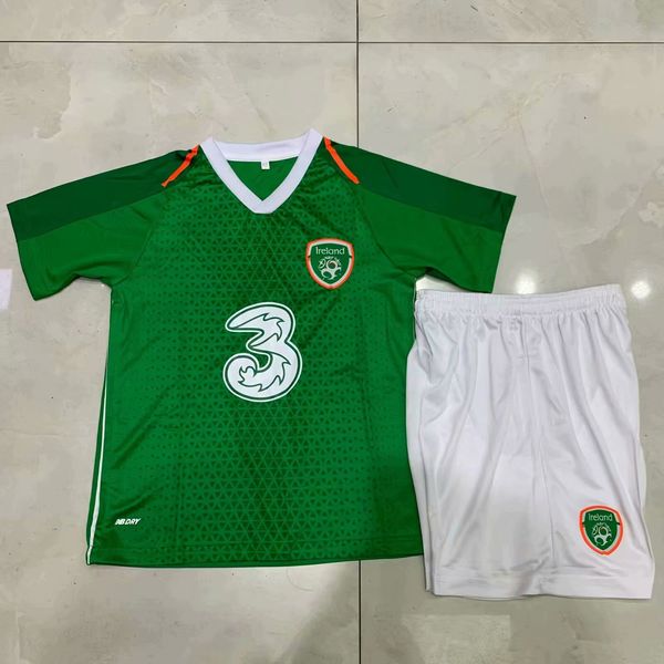 New 2018 2019 republic of ireland kid occer jer ey national team home 18 19 football jer ey hirt
New 2018 2019 republic of ireland kid occer jer ey national team home 18 19 football jer ey hirt