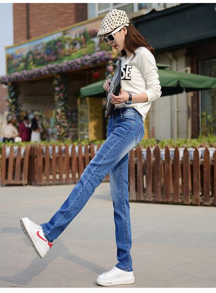 the blue new easing han edition show thin joker nostalgic pants legs straight leg stretch
the blue new easing han edition show thin joker nostalgic pants legs straight leg stretch