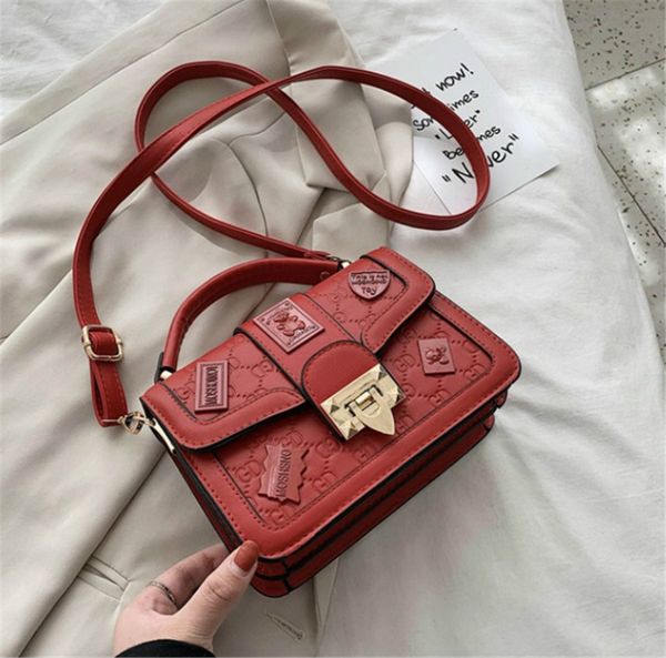 new 2020 textured badge bag popular shoulder bag small bags across body 7colors ph-cfy2006015
new 2020 textured badge bag popular shoulder bag small bags across body 7colors ph-cfy2006015