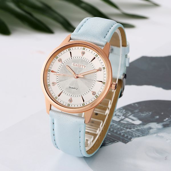women watches classic geneva leather strap new fashion exquisite rhinestone ladies casual dress quartz wrist watches clock 2019, Slivery;brown
women watches classic geneva leather strap new fashion exquisite rhinestone ladies casual dress quartz wrist watches clock 2019, Slivery;brown