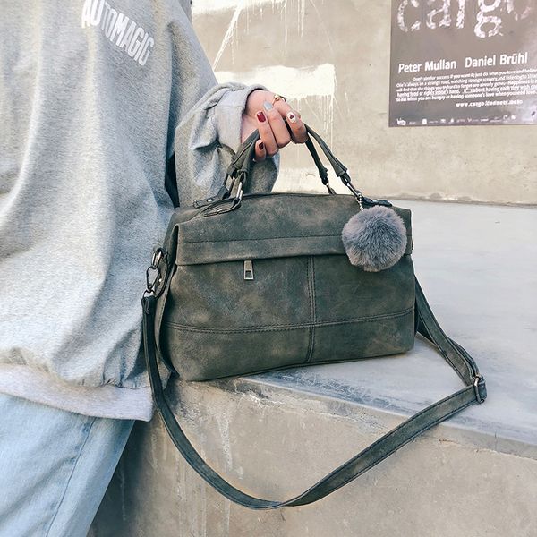2019 new handbag women casual tote bag female large shoulder messenger bags suede leather handbag with fur ball
2019 new handbag women casual tote bag female large shoulder messenger bags suede leather handbag with fur ball