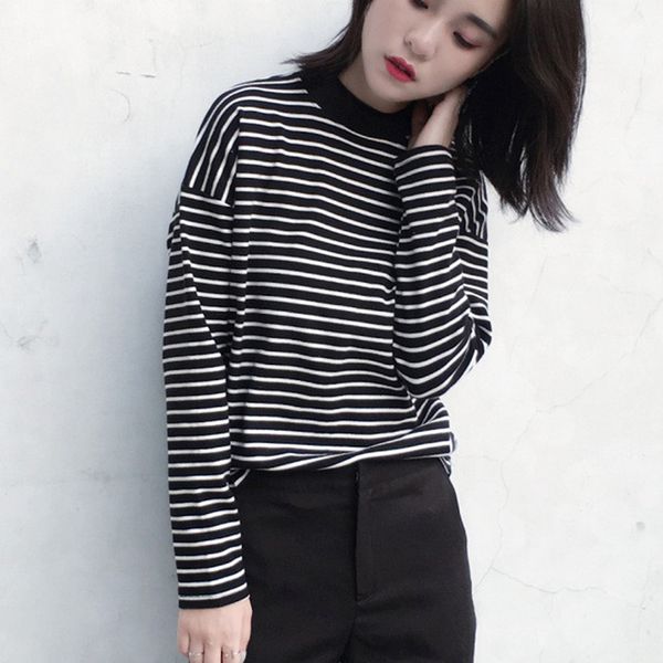 2020 autumn women t shirt fashion clothing lady o neck t-shirt causal black white strip long sleeve for female
2020 autumn women t shirt fashion clothing lady o neck t-shirt causal black white strip long sleeve for female