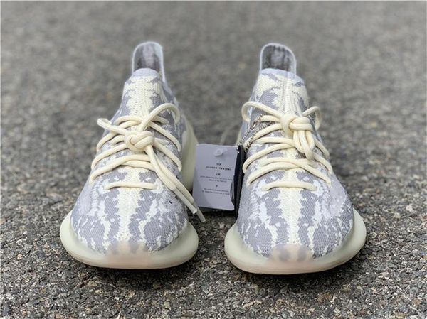 новые оригиналы 380 alien alein белый черный fb6878 fb7876 кроссовки мужчины женщины wave runner kanye west аутентичные кроссовки спорт 5-13
новые оригиналы 380 alien alein белый черный fb6878 fb7876 кроссовки мужчины женщины wave runner kanye west аутентичные кроссовки спорт 5-13