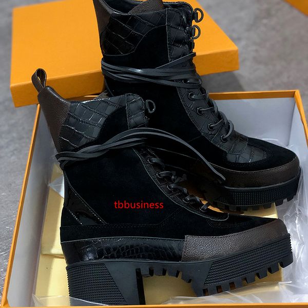 womens desert boot black heart martin ankle boot winter luxury designer high women boots print glazed leather lace-up boots 9cm heel w01
womens desert boot black heart martin ankle boot winter luxury designer high women boots print glazed leather lace-up boots 9cm heel w01