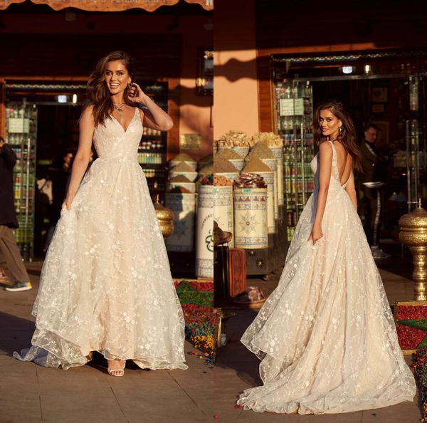 2020 bohemian wedding dresses v neck lace appliques bridal gowns custom made backless sweep train plus size a-line wedding dress, White 
2020 bohemian wedding dresses v neck lace appliques bridal gowns custom made backless sweep train plus size a-line wedding dress, White