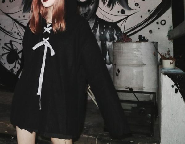 ruibbit autumn winter preppy style women black long sleeve cross tether stitching gothic loose pullovers new top
ruibbit autumn winter preppy style women black long sleeve cross tether stitching gothic loose pullovers new top
