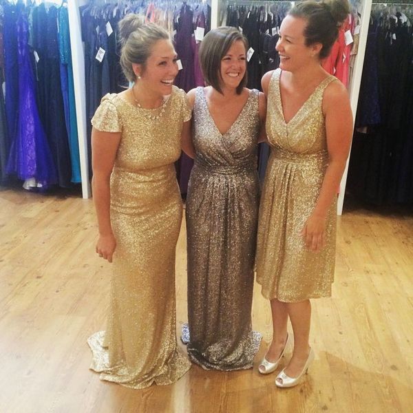 glitter different style gold silver sequins bridesmaid dresses for fall country wedding bling knee length short prom cocktail dress cheap, White;pink
glitter different style gold silver sequins bridesmaid dresses for fall country wedding bling knee length short prom cocktail dress cheap, White;pink