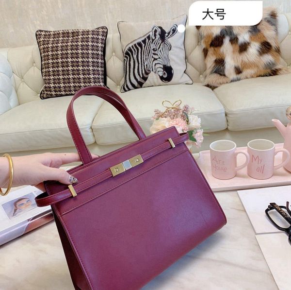 luxury leather fashion crossbody women handbag shoulder messenger chain clutch leather hand bags - 2584
luxury leather fashion crossbody women handbag shoulder messenger chain clutch leather hand bags - 2584