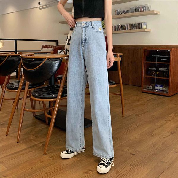 new 2020 summer women jeans daisy embroidery jeans high waist loose mom boyfriend casual blue
new 2020 summer women jeans daisy embroidery jeans high waist loose mom boyfriend casual blue