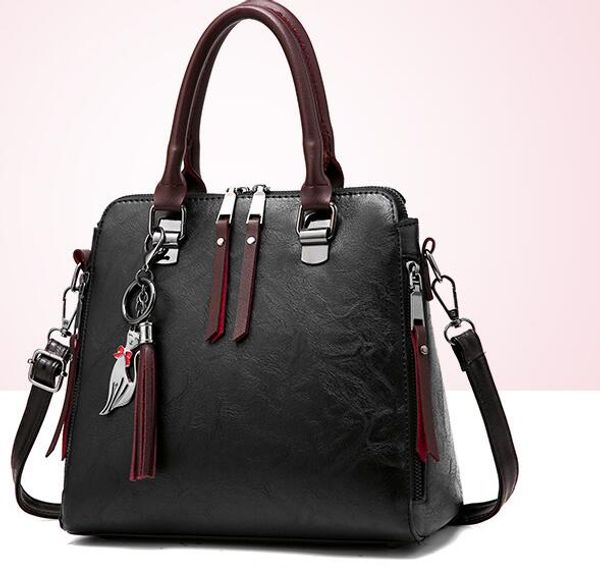 2019 summer new wave classic fashion luxury wild handbag simple shoulder messenger bag killer bag
2019 summer new wave classic fashion luxury wild handbag simple shoulder messenger bag killer bag