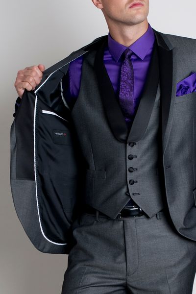 fashionable one button groomsmen peak lapel groom tuxedos men suits wedding/prom/dinner man blazer(jacket+pants+tie+vest) 679, Black;gray
fashionable one button groomsmen peak lapel groom tuxedos men suits wedding/prom/dinner man blazer(jacket+pants+tie+vest) 679, Black;gray