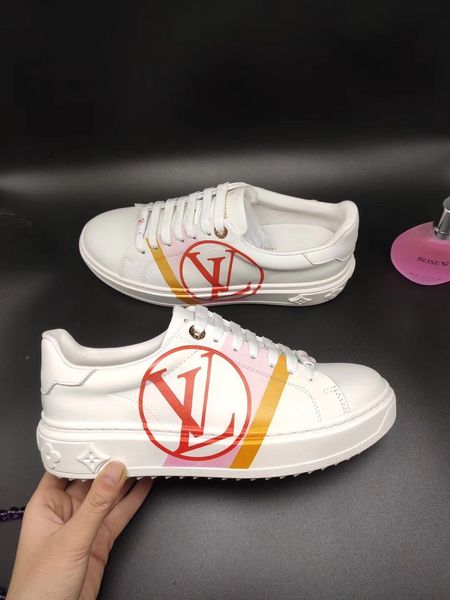 thick bottom men and women sports shoes couple models leather non-slip wear-resistant wild flat shoes casual shoes 02, Red;white
thick bottom men and women sports shoes couple models leather non-slip wear-resistant wild flat shoes casual shoes 02, Red;white