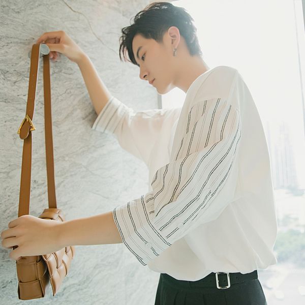 ewq / men's wear short-sleeved striped pathcwork three quarter sleeve oversize summer t-shirt for male 2020 tide loose tee y3095, White;black
ewq / men's wear short-sleeved striped pathcwork three quarter sleeve oversize summer t-shirt for male 2020 tide loose tee y3095, White;black