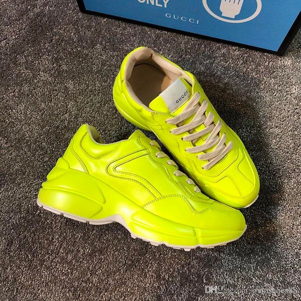 fashion 2020 wholesale women and mens shoes strawberry print leather casual basketball sneakers luxury trainers shoes with high quality, Black
fashion 2020 wholesale women and mens shoes strawberry print leather casual basketball sneakers luxury trainers shoes with high quality, Black