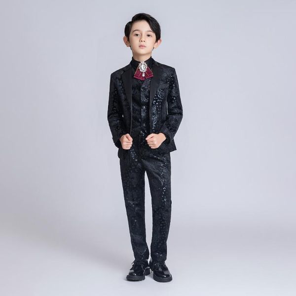 yuanlu 2020 boys suits black flower print velvet kids suits for piano wedding blazer jacket toddler costume silm fit elegant
yuanlu 2020 boys suits black flower print velvet kids suits for piano wedding blazer jacket toddler costume silm fit elegant