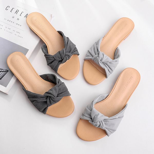 sandals plus size slippers women 2021 summer slip on solid cloth cotton butterfly-knot square flip flops shoes woman flats, Black
sandals plus size slippers women 2021 summer slip on solid cloth cotton butterfly-knot square flip flops shoes woman flats, Black