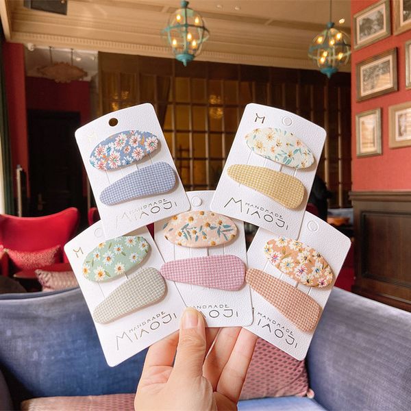 2 шт новой весна корея sweet girl princess шпилька мода смазливых детей цвет печатной lattice ткань bb клип аксессуары для волос, Golden;white
2 шт новой весна корея sweet girl princess шпилька мода смазливых детей цвет печатной lattice ткань bb клип аксессуары для волос, Golden;white