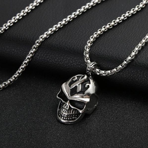 the latest fashion trend hip-hop necklace simple personality trend men's nightclub boutique hip-hop necklace pendant jewelry, Silver
the latest fashion trend hip-hop necklace simple personality trend men's nightclub boutique hip-hop necklace pendant jewelry, Silver