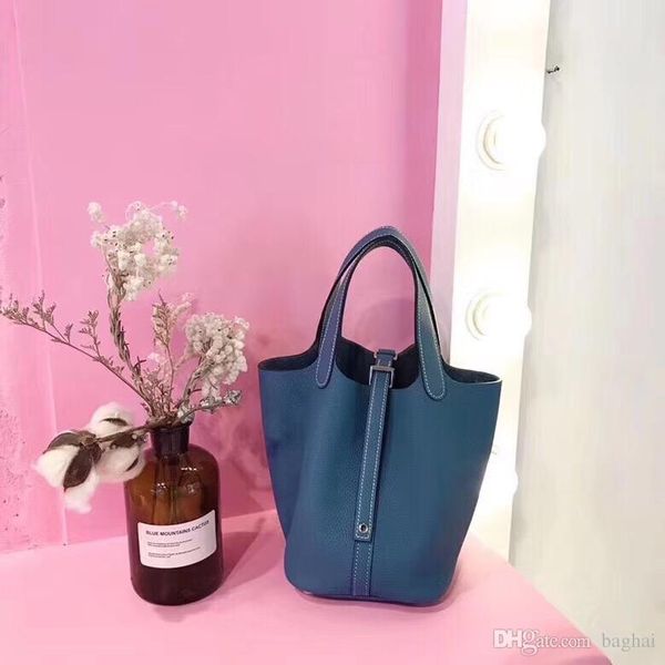 fashion classics shoulder bagscross bodytoteshandbags brand fashion luxury designer bags famous women popular handbag cowhide 17z
fashion classics shoulder bagscross bodytoteshandbags brand fashion luxury designer bags famous women popular handbag cowhide 17z