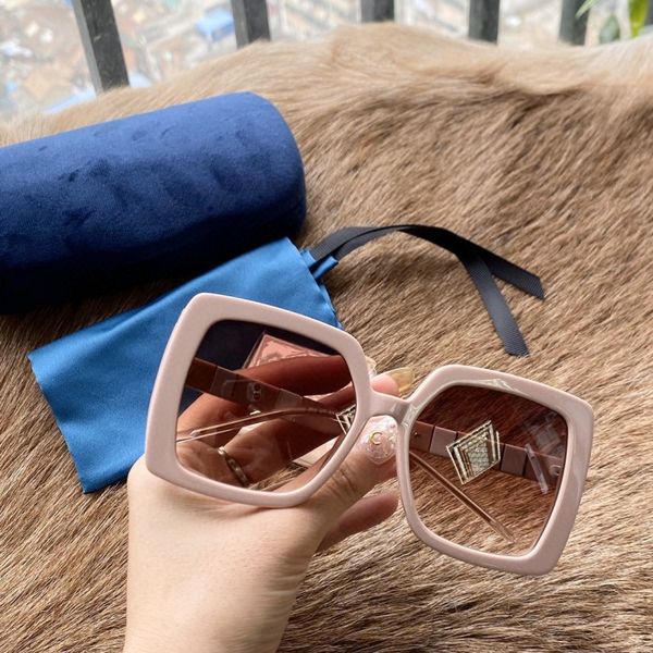 latest selling popular fashion 0635 women sunglasses mens sunglasses men sunglasses gafas de sol sun glasses uv400 lens with box, White;black
latest selling popular fashion 0635 women sunglasses mens sunglasses men sunglasses gafas de sol sun glasses uv400 lens with box, White;black