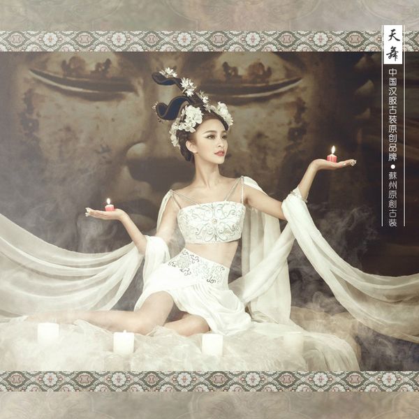 tian wu 2015 winter design white dun huang feitian flying fairy classical dance costume for women and little girl 2 sizes, Black;red
tian wu 2015 winter design white dun huang feitian flying fairy classical dance costume for women and little girl 2 sizes, Black;red