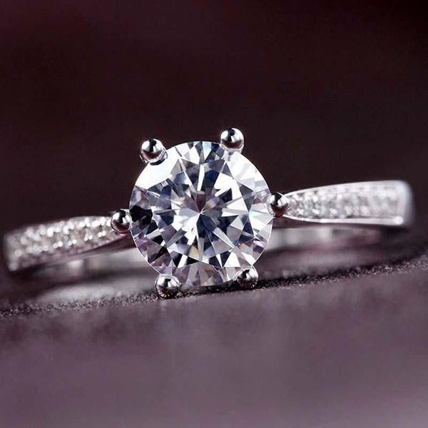 jz010 simulation one karat diamond engagement ring wedding ring female models hearts and arrows zircon gold-plated six claw diamond ring, Golden;silver 
jz010 simulation one karat diamond engagement ring wedding ring female models hearts and arrows zircon gold-plated six claw diamond ring, Golden;silver
