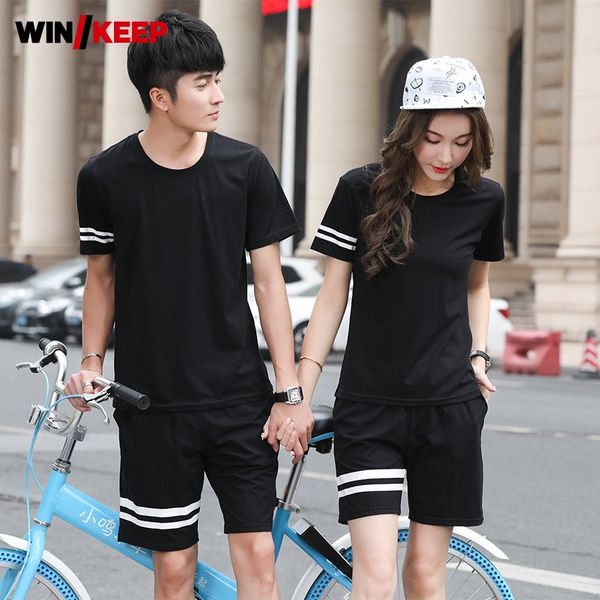 new women outdoor jogging tracksuit 2pcs t-shirt shorts sports suit male training summer fitness sportswear running set, Black;blue
new women outdoor jogging tracksuit 2pcs t-shirt shorts sports suit male training summer fitness sportswear running set, Black;blue