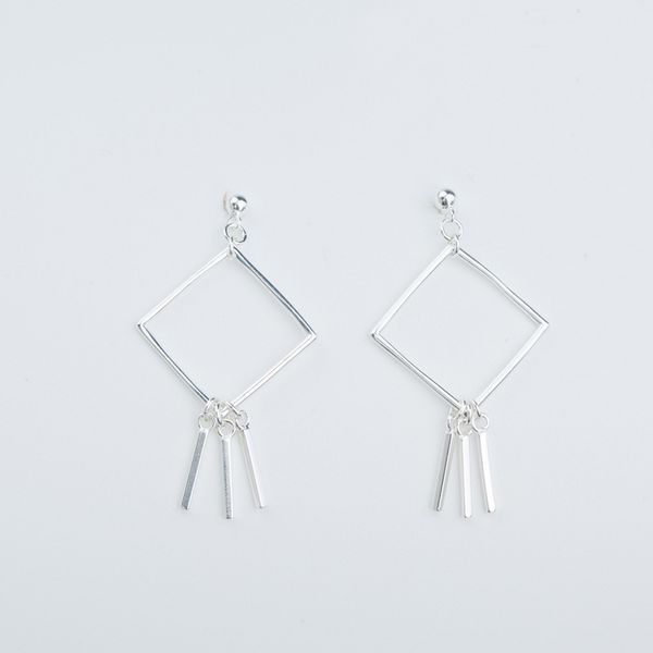 korean creative personality long ear line simple geometric square tassel earrings female sweet earrings flower shadow, Golden;silver
korean creative personality long ear line simple geometric square tassel earrings female sweet earrings flower shadow, Golden;silver