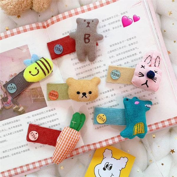 hairpin cute cartoon hand-knitted bear hairpin small animal carrot edge clip accessories, Slivery;white
hairpin cute cartoon hand-knitted bear hairpin small animal carrot edge clip accessories, Slivery;white