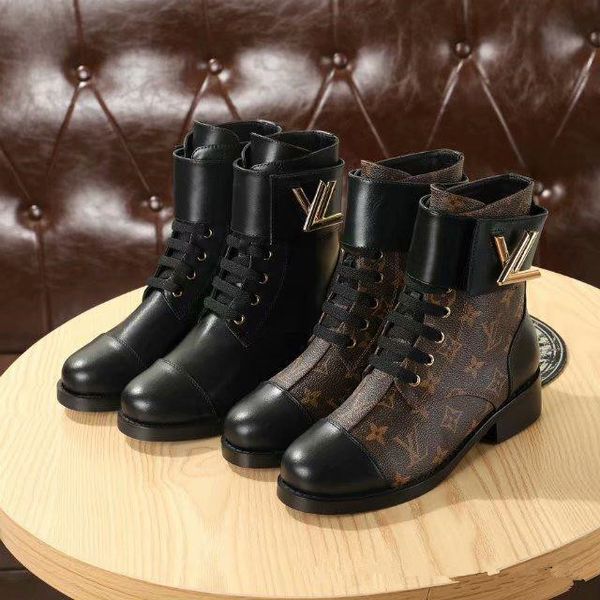 Embroidered martin boot female high heel autumn and winter new leather tar lace up hort boot pearl, Black
Embroidered martin boot female high heel autumn and winter new leather tar lace up hort boot pearl, Black