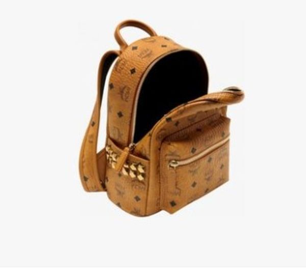 punk style rivet backpack fashion men women knapsack korean stylish shoulder bag brand designer bag high-end pu school bag
punk style rivet backpack fashion men women knapsack korean stylish shoulder bag brand designer bag high-end pu school bag