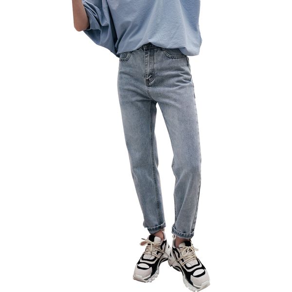 big long legs in the spring of the new washing water white turnip pants jeans female pale blue leisure trend 691029
big long legs in the spring of the new washing water white turnip pants jeans female pale blue leisure trend 691029