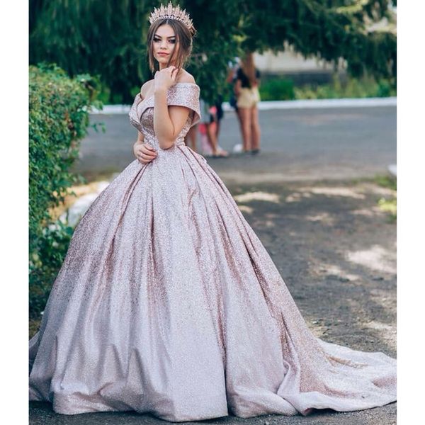 glitter ball gown quinceanera dresses 2020 arabic off the shoulder sequins rose gold corset back sweet 16 prom party gowns robes, Blue;red
glitter ball gown quinceanera dresses 2020 arabic off the shoulder sequins rose gold corset back sweet 16 prom party gowns robes, Blue;red