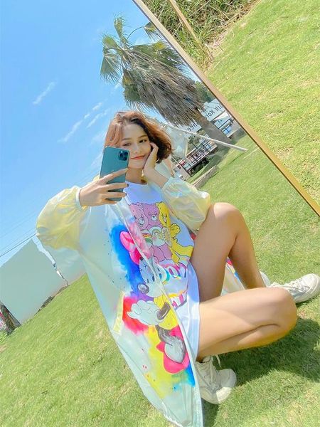 2020 summer thin hooded coats fashion women new arrival sunscreen coats, Tan;black
2020 summer thin hooded coats fashion women new arrival sunscreen coats, Tan;black