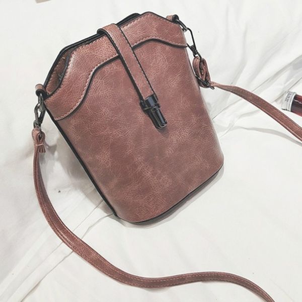 solid handbag shoulder slung clutch bag women handbags fashion casual for feminino crossbody bags for femme
solid handbag shoulder slung clutch bag women handbags fashion casual for feminino crossbody bags for femme