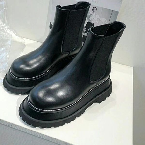 drop shipping 2019 aurumn and winter women boots round toe genuine leather sewing buskin short boots, Black
drop shipping 2019 aurumn and winter women boots round toe genuine leather sewing buskin short boots, Black